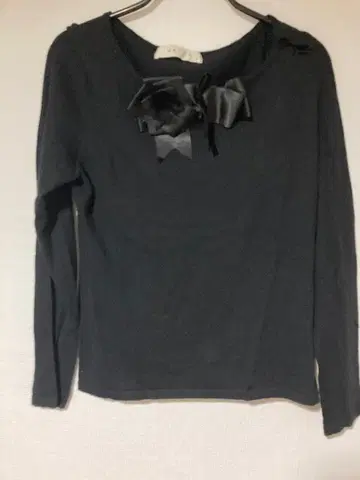 maggy 블랙 긴팔 상의 리본 티셔츠 40
