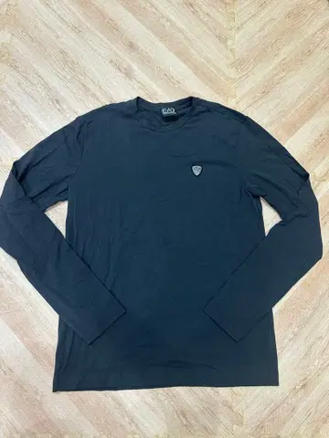 EA7 엠포리오 아르마니 네이비 긴팔 티셔츠