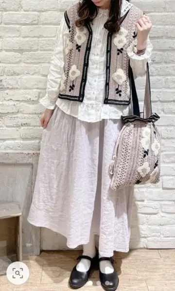 Samansa Mos2 사가라 자수 니트 베스트와 백 세트