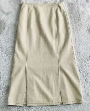 [ 3991 ] 자유구 울 타이트 스커트 40 베이지 온워드 카시야마