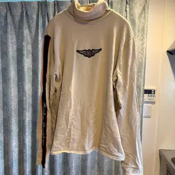 Harley-Davidson 터틀넥 스웨터 크림