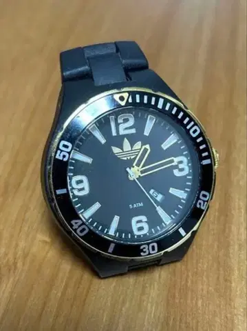아디다스 시계 ADH2605