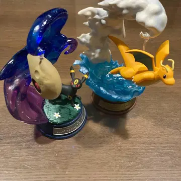 흔들리는 포켓몬의 한때 에브이 망나뇽 피규어 세트