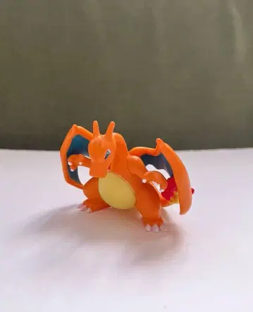 포켓몬 몬코레 리자몽 피규어 타카라토미 레트로