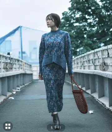 MameKurogouchi 플로럴 모티프 탑