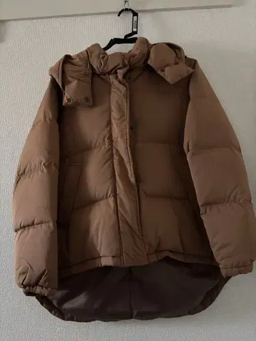 유나이티드 애로우즈 다운 38