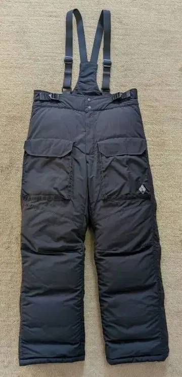 [ 미사용 새상품 ] 몽벨 폴러 다운 비브 블랙 S 1101404