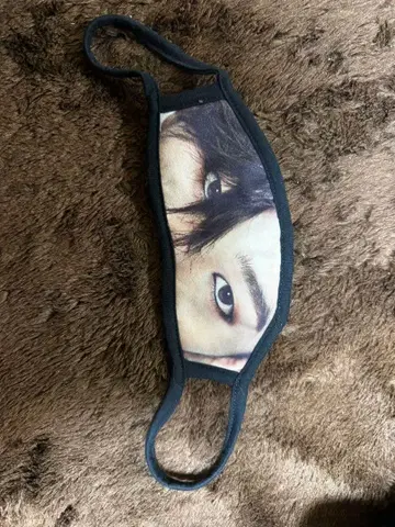 BIGBANG 디자인 마스크와 키링, 타월, T셔츠 세트