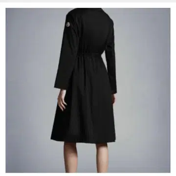 MONCLER 드로우 스트링 허리 트렌치코트 Tevennec