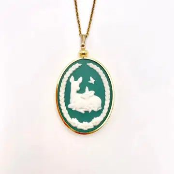 프랭클린 포셀린 카메오 목걸이 사슴 모자