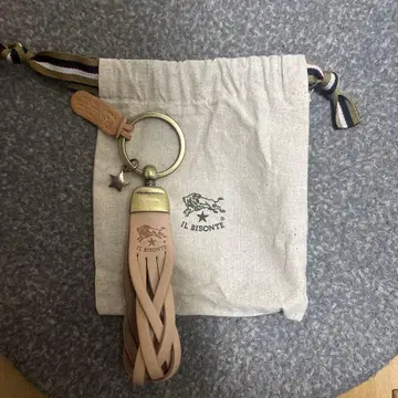 IL BISONTE 가죽 키링 뜨개질