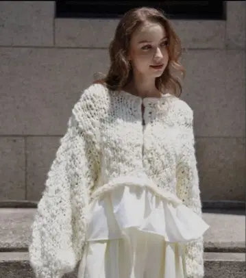 Acka. 프릴 핸드 니트 가디건