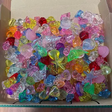 아크릴 스톤 약 265개 보석, 하트, 조개, 고래, 돌고래형 외