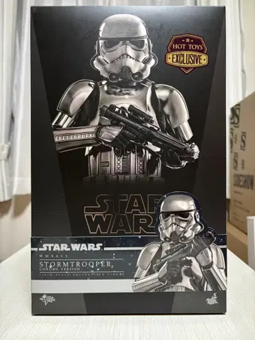 핫토이즈 스타 워즈 스톰 트루퍼 크롬 버전 1/6 피규어