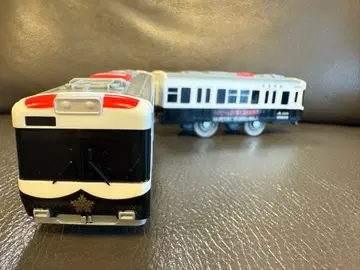 프라레일 중고 케이한 기차 600형 파토덴 랩핑 기차