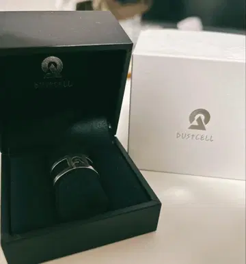 DUSTCELL 실버 로고 반지