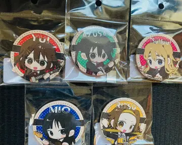 케이온 한정판 새로 그린 가죽 캔뱃지 굿즈