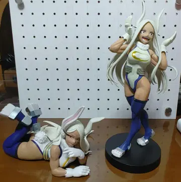 히로아카 미르코 피규어 2체 세트