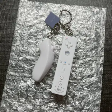 닌텐도 뮤지엄 Wii 리모컨 키링 화이트