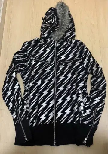 그라드뉴스 후드티 퍼 헤이세이 갸루 y2k 그런지