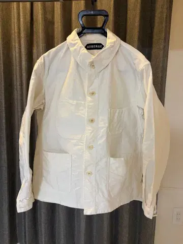 AUBERGE 화이트 몰스킨 arch 별주