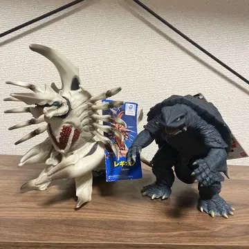 무비 몬스터 시리즈 가메라, 레기온