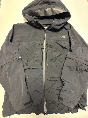 CMF 블랙 마운틴 후드티