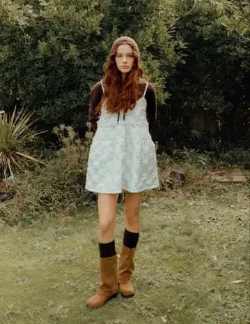 앨리슨 브라운 퍼피 페어리 프릴 드레스