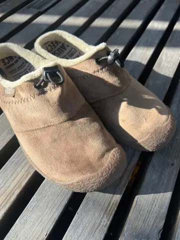 KEEN 하우저 쓰리 슬라이드 슬립온