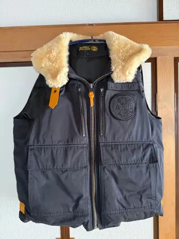 AVIREX 다운 베스트