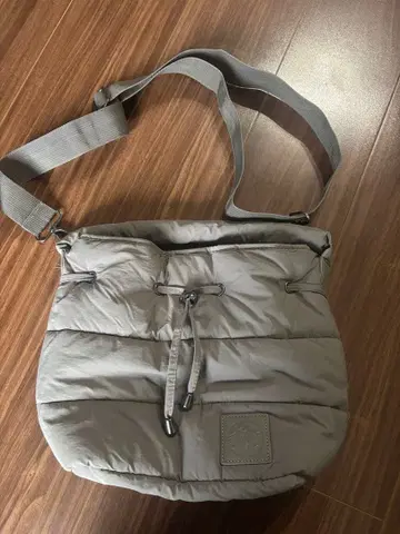 대만 한정판 STARBUCKS 숄더백 그레이 스벅