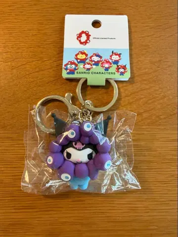 산리오 미야쿠미야쿠 변신 키링 쿠로미