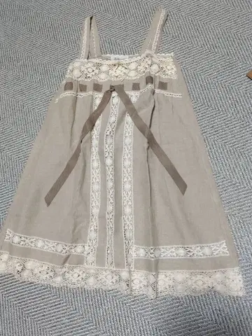 Bilitis dix-sept ans 비리티스 디세탕 원피스