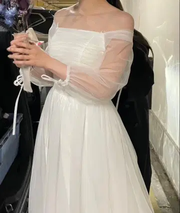 오프숄더 웨딩 드레스