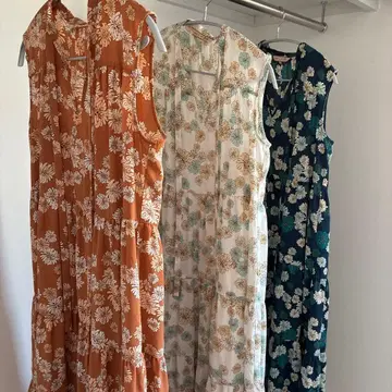 유니클로 폴앤조 꽃무늬 슬리브리스 롱 원피스 S