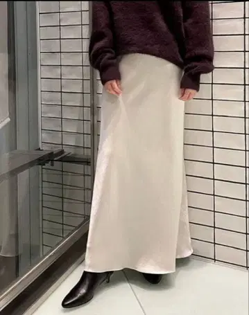 IENA 더블 새틴 스커트