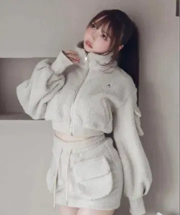 andmary Miffy boa jacket