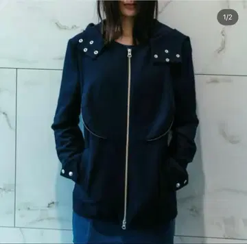 ULIKASANCTUS 더블 플리츠 재킷 네이비