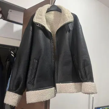 오버 사이즈 가죽 무스탕 코트