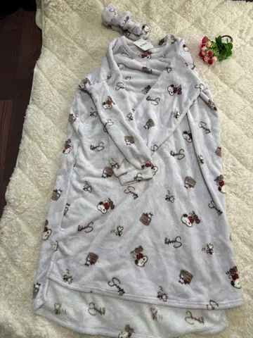 스누피 패턴 룸웨어 L 사이즈 헤어밴드 포함