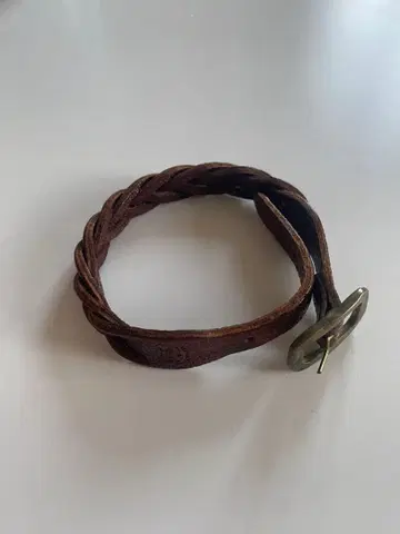 [ 일비종떼 ] 브라운 가죽 뜨개질 팔찌