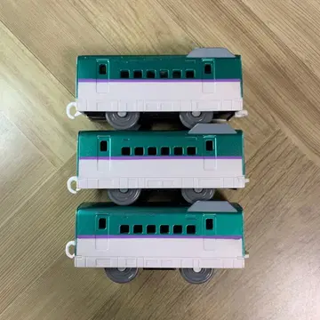 프라레일 H5계 홋카이도 신칸센 하야부사 중간차