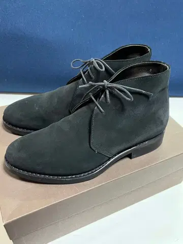 잘란 스리와야 스웨이드 처카 부츠 컨디션 최상