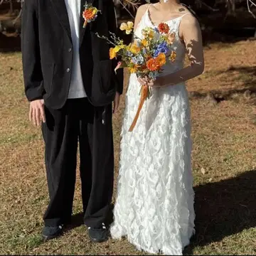 화이트 레이스 웨딩 드레스