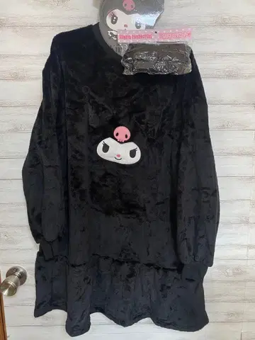 쿠로미 파자마 Kuromi 플리스 룸웨어 M 사이즈