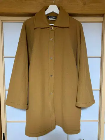 살바토레 페라가모 빈티지 플리스 코트 베이지