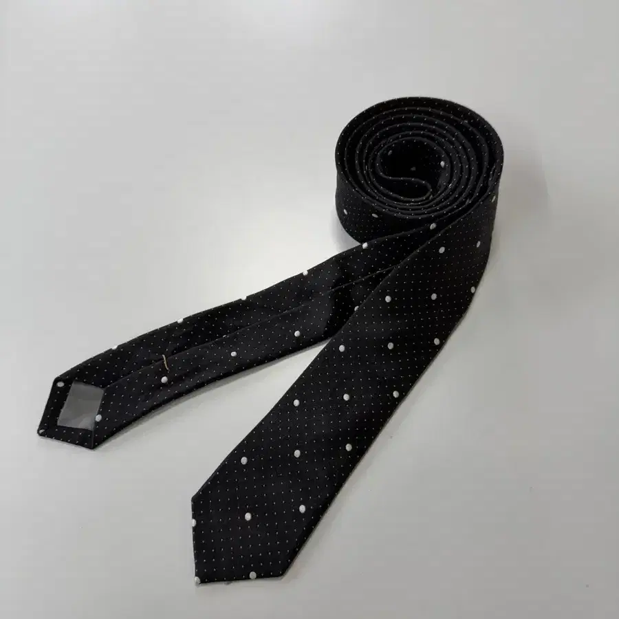 KENNETH FIELD 4 Fei Silk Knit Tie on Bunjang Global Site.