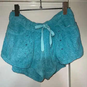 gelato pique 스카이블루 니트 핫팬츠 페어리