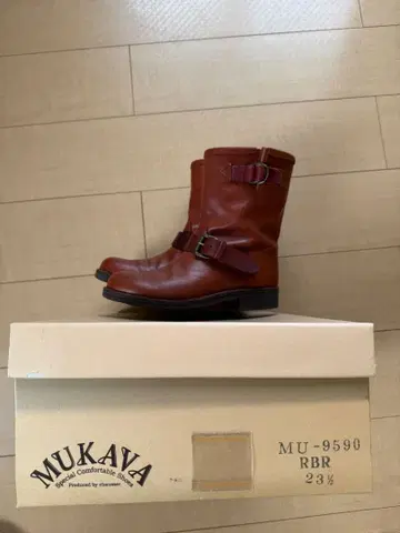 MUKAVA 무스탕 엔지니어 부츠