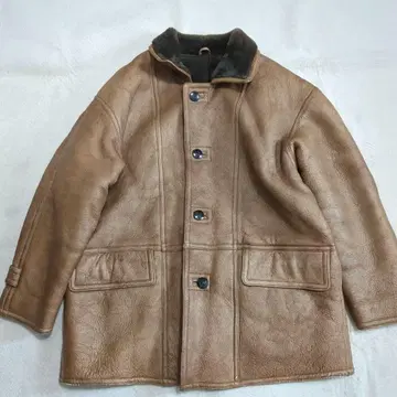 꼼사데모드 런치 코트 무스탕 양가죽 브라운 빅 사이즈